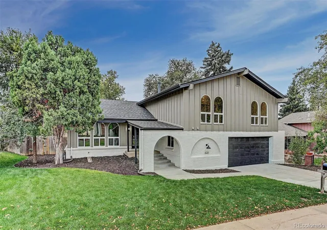 Single family home for sale at 4084 S Willow Way, Denver, CO 80237 | MLS# 5192505