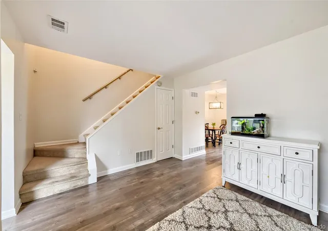 Listing Photo 4 - Condo for sale in building located at 790 W Moorhead Cir, Boulder, CO 80305 - Unit #E