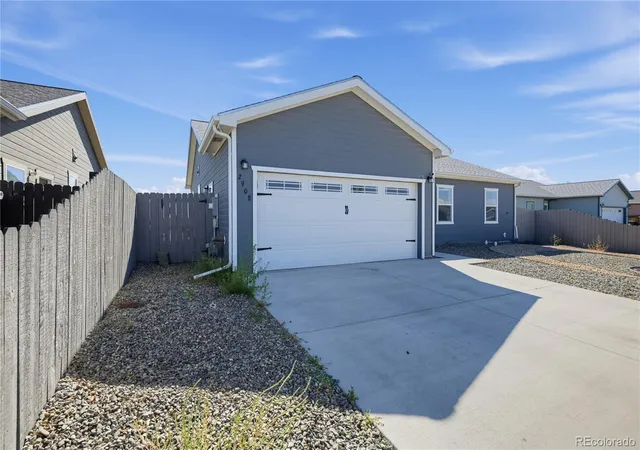 Photo 3 of Single family home for sale at 2908 W 6th Street, Alamosa, CO 81101 | MLS# 3465772 | Listing updated on 2026-10-15