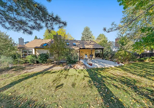 Photo 2 of Single family home for sale at 18218 E Nassau Dr, Aurora, CO 80013 | MLS# 1588177 | Listing updated on 2026-10-20