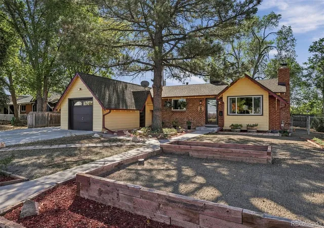 Photo 1 of Single family home for sale at 6752 W 65th Avenue, Arvada, CO 80003 | MLS# 5089388 | Listing updated on 2026-10-13