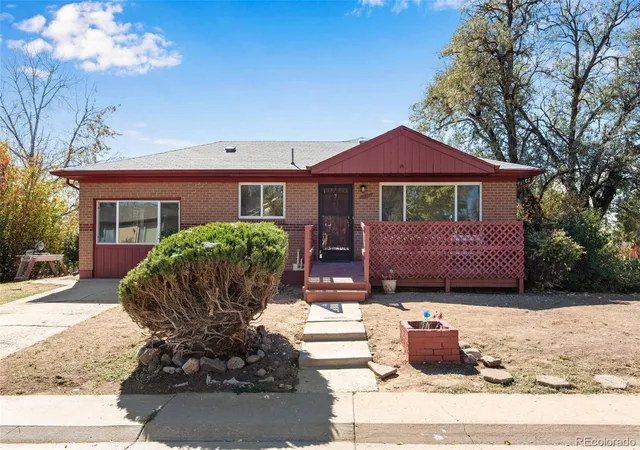 Single family home for sale at 366 E 109th Avenue, Northglenn, CO 80233 | MLS# 7391841