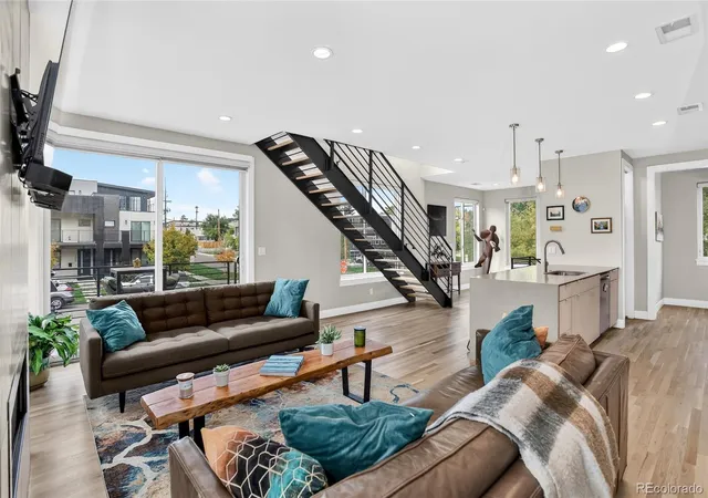 Photo 3 of Single family home for sale at 1950 Hooker St, Denver, CO 80204 | MLS# 9586645 | Listing updated on 2026-10-23