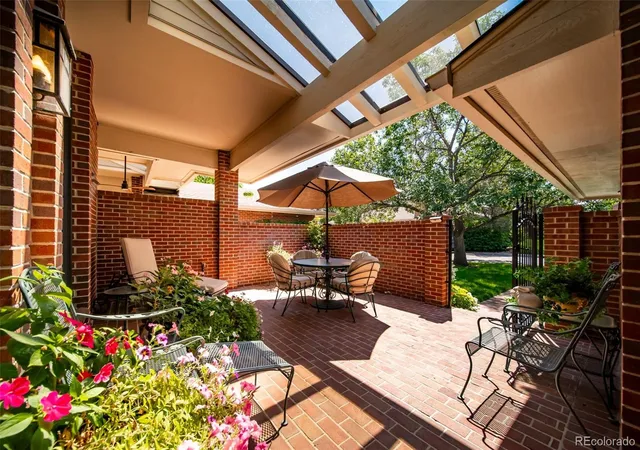 Photo 3 of Townhouse for sale at 2800 S University Blvd #154, Denver, CO 80210 | MLS# 4572939 | Listing updated on 2026-10-18