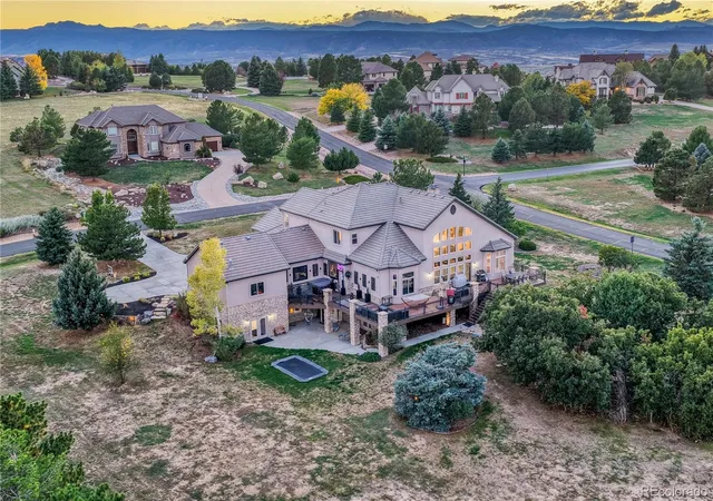 Photo 3 of Single family home for sale at 663 Sapphire Dr, Castle Rock, CO 80108 | MLS# 6168382 | Listing updated on 2026-10-20
