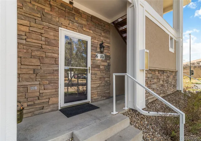 Photo 2 of Condo for sale at 8200 E 8th Avenue #6101, Denver, CO 80230 | MLS# 4072939 | Listing updated on 2026-10-18