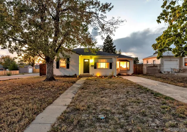 Single family home for sale at 1195 S Winona Ct, Denver, CO 80219 | MLS# 5345148