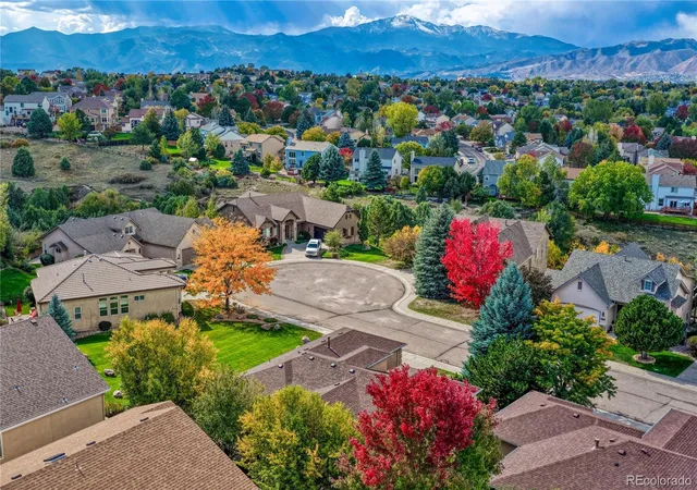 Photo 3 of Single family home for sale at 5743 Creekwood Ct, Colorado Springs, CO 80918 | MLS# 9239241 | Listing updated on 2026-10-15