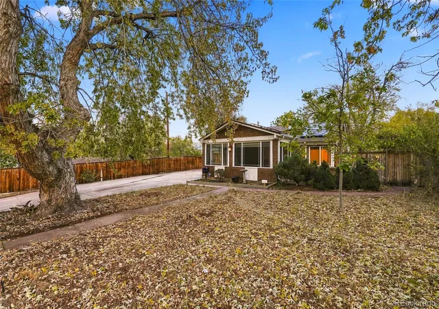 Photo 4 of Single family home for sale at 1718 S Decatur St, Denver, CO 80219 | MLS# 2556960 | Listing updated on 2026-10-14
