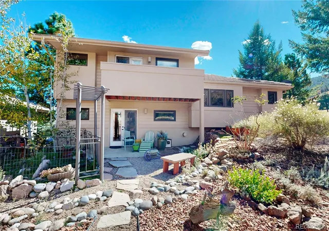 Photo 1 of Single family home for sale at 6473 Willow Broom Trl, Littleton, CO 80125 | MLS# 9739049 | Listing updated on 2026-10-17