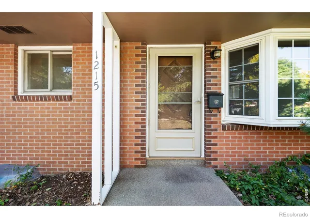 Photo 1 of Single family home for sale at 1215 Juniper Ct, Fort Collins, CO 80521 | MLS# IR1070450 | Listing updated on 2026-10-17