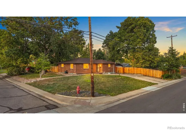 Single family home for sale at 1490 S Zephyr St, Lakewood, CO 80232 | MLS# IR1070456