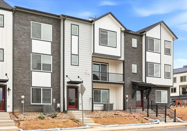 Photo 2 of Townhouse for sale at 4711 Talley St, Morrison, CO 80465 | MLS# 5502286 | Listing updated on 2026-10-15