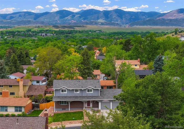 Photo 2 of Single family home for sale at 2383 S Holland St, Lakewood, CO 80227 | MLS# 8790494 | Listing updated on 2026-10-13