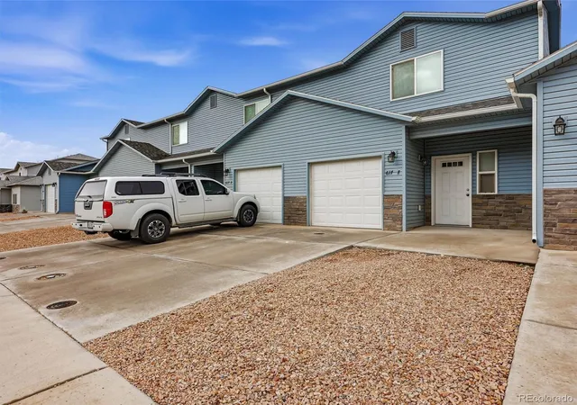 Photo 2 of Townhouse for sale at 617 Zenith Ln #E, Grand Junction, CO 81505 | MLS# 3565040 | Listing updated on 2026-10-22