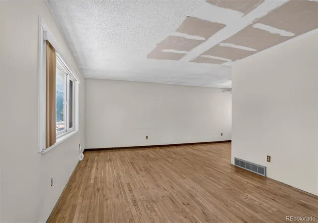 Photo 3 of Single family home for sale at 2885 S Teller St, Denver, CO 80227 | MLS# 1976872 | Listing updated on 2026-10-23