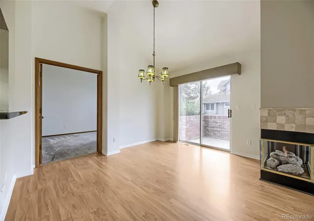 Listing Photo 4 - Condo for sale in building located at 2135 S Troy Wy, Aurora, CO 80014