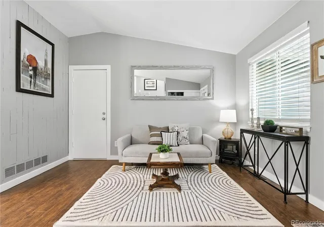 Photo 2 of Single family home for sale at 4494 S Pagosa Cir, Aurora, CO 80015 | MLS# 8905493 | Listing updated on 2026-10-15