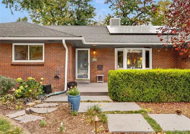 Photo 3 of Single family home for sale at 3183 S Columbine St, Denver, CO 80210 | MLS# 4684349 | Listing updated on 2026-10-15