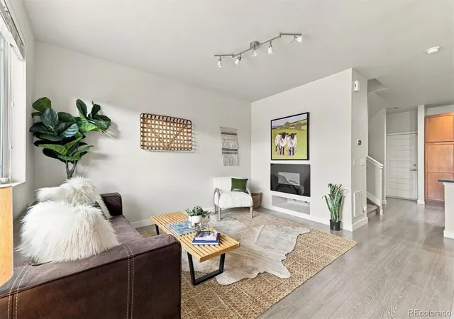 Photo 4 of Townhouse for sale at 2009 W 67th Place, Denver, CO 80221 | MLS# 5340397 | Listing updated on 2026-10-24