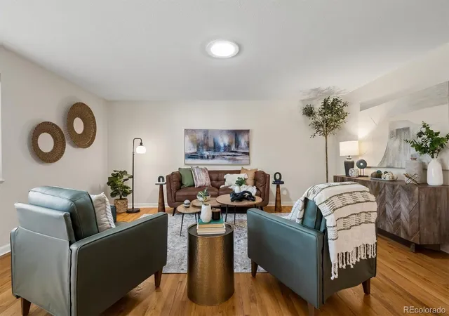 Photo 4 of Single family home for sale at 6584 S Newland Cir, Littleton, CO 80123 | MLS# 6321740 | Listing updated on 2026-10-23