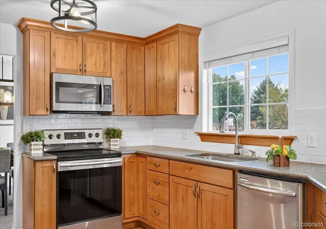 Photo 4 of Single family home for sale at 1866 Mountain View St, Erie, CO 80516 | MLS# 3943852 | Listing updated on 2026-10-28