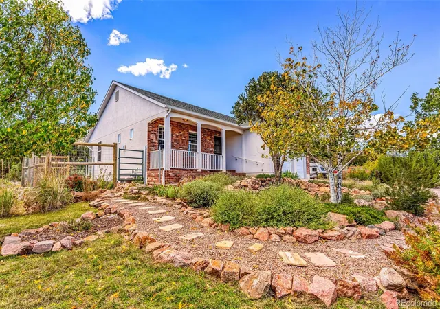 Photo 2 of Single family home for sale at 54 Tanner Pkwy, Canon City, CO 81212 | MLS# 2414741 | Listing updated on 2026-10-20