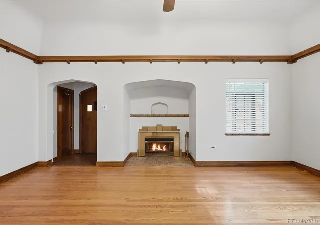Photo 4 of Single family home for sale at 2585 Albion St, Denver, CO 80207 | MLS# 2257635 | Listing updated on 2026-10-28