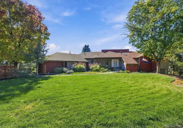Photo 3 of Single family home for sale at 3909 S Eagle St, Aurora, CO 80014 | MLS# 1500988 | Listing updated on 2026-10-20