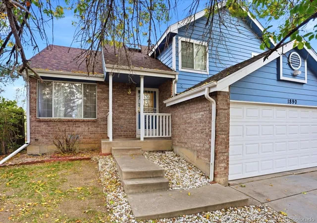 Photo 1 of Single family home for sale at 1890 Granby Ct, Aurora, CO 80011 | MLS# 9264572 | Listing updated on 2026-10-22