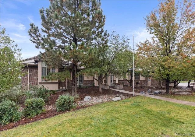 Photo 3 of Single family home for sale at 852 Glen Oaks Ave, Castle Pines, CO 80108 | MLS# 6378103 | Listing updated on 2026-10-16