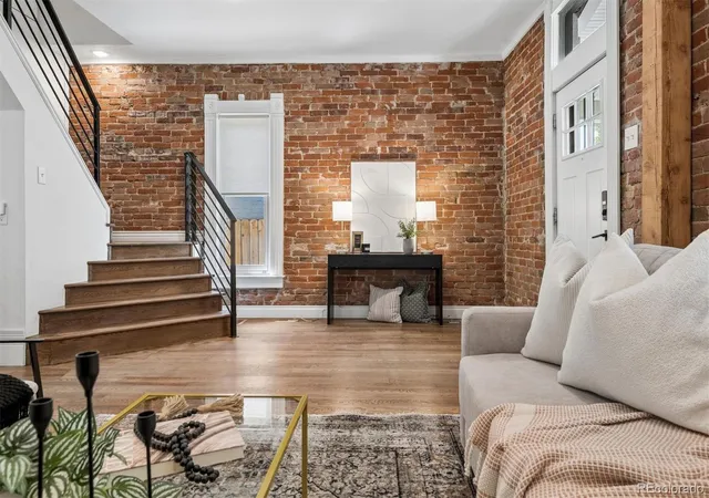 Photo 3 of Single family home for sale at 1004 S Pennsylvania St, Denver, CO 80209 | MLS# 8763610 | Listing updated on 2026-10-21