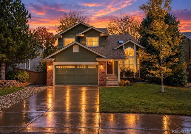 Single family home for sale at 946 Garden Dr, Highlands Ranch, CO 80126 | MLS# 4183393