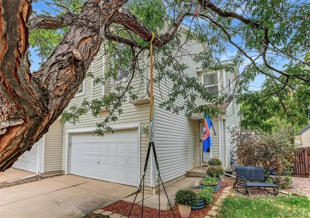 Photo 1 of Townhouse for sale at 5561 S Quemoy Cir, Aurora, CO 80015 | MLS# 6127487 | Listing updated on 2026-10-15