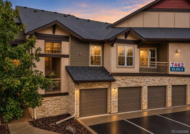 Condo for sale at 7462 S Quail Cir #423, Littleton, CO 80127 | MLS# 2843576