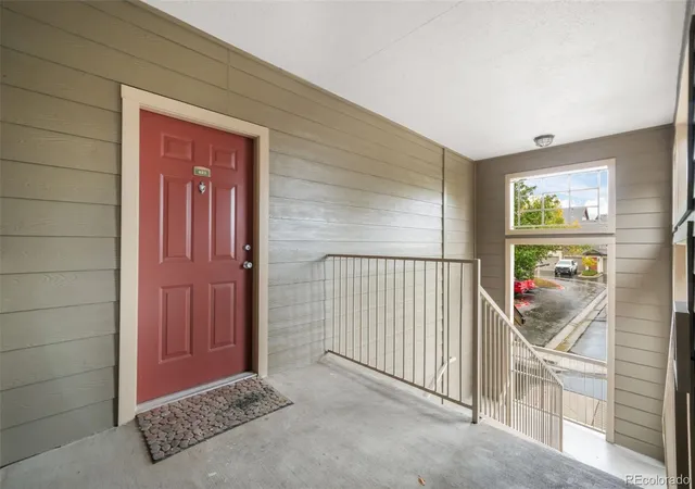 Photo 3 of Condo for sale at 7462 S Quail Cir #423, Littleton, CO 80127 | MLS# 2843576 | Listing updated on 2026-10-20