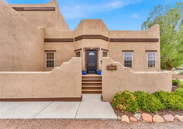 Photo 4 of Single family home for sale at 1737 N Silver Oak Ln, Pueblo, CO 81007 | MLS# 9742131 | Listing updated on 2026-10-21