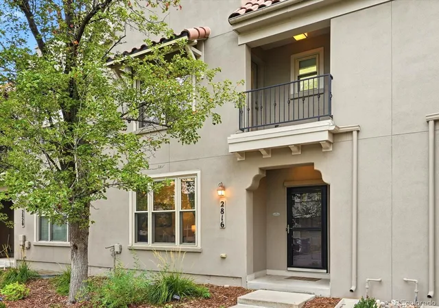 Photo 2 of Townhouse for sale at 2816 Syracuse Ct, Denver, CO 80238 | MLS# 6359602 | Listing updated on 2026-10-15