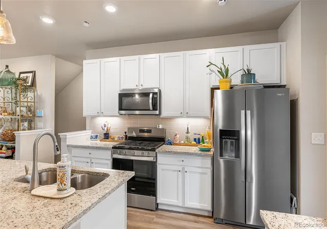 Listing Photo 4 - Condo for sale in building located at 8410 Donati Ter, Highlands Ranch, CO 80129 - Unit #D