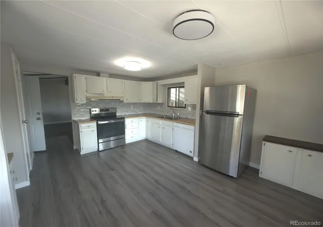Photo 2 of Manufactured home for sale at 2100 W 100th Avenue, Thornton, CO 80260 | MLS# 6335594 | Listing updated on 2026-10-15