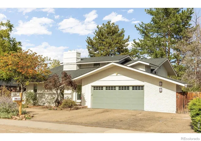 Photo 3 of Single family home for sale at 1350 Northwestern Rd, Longmont, CO 80503 | MLS# IR1070529 | Listing updated on 2026-10-16
