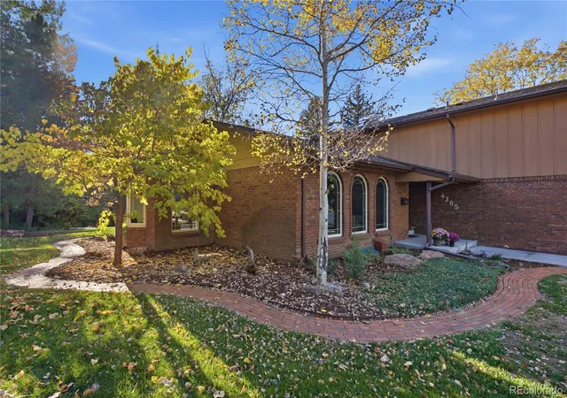 Photo 3 of Single family home for sale at 4265 Everett St, Wheat Ridge, CO 80033 | MLS# 2941292 | Listing updated on 2026-10-29