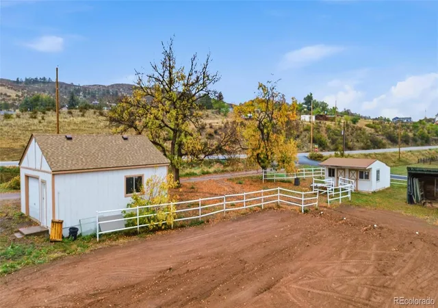 Photo 4 of Single family home for sale at 7050 W County Rd 20, Loveland, CO 80537 | MLS# 3495104 | Listing updated on 2026-10-15