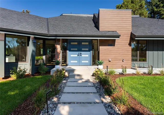 Photo 1 of Single family home for sale at 885 Front Range Rd, Littleton, CO 80120 | MLS# 7696246 | Listing updated on 2026-10-22