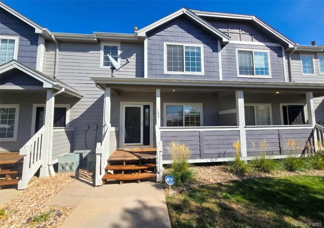 Townhouse for sale at 19238 E Gunnison Cir #105, Aurora, CO 80017 | MLS# 1568283