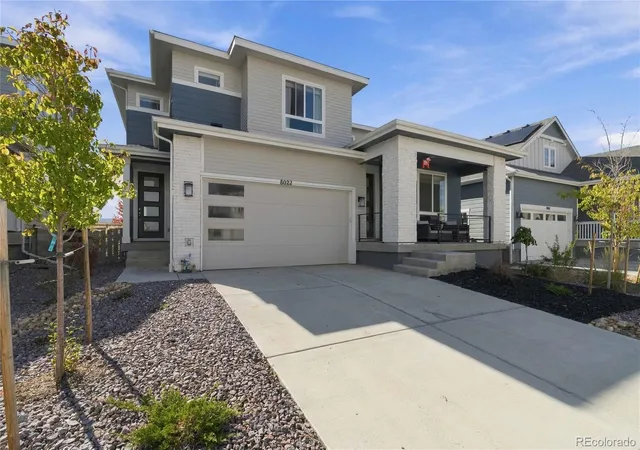 Photo 2 of Single family home for sale at 8022 Cokedale Cir, Littleton, CO 80125 | MLS# 4010117 | Listing updated on 2026-10-22