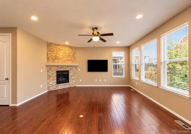 Photo 3 of Single family home for sale at 11834 Phoebe St, Parker, CO 80134 | MLS# 4889574 | Listing updated on 2026-10-23