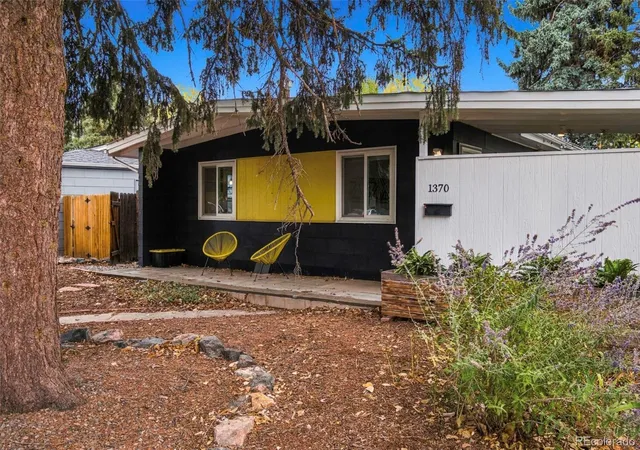 Photo 1 of Single family home for sale at 1370 S Ivy Way, Denver, CO 80224 | MLS# 6468335 | Listing updated on 2026-10-23