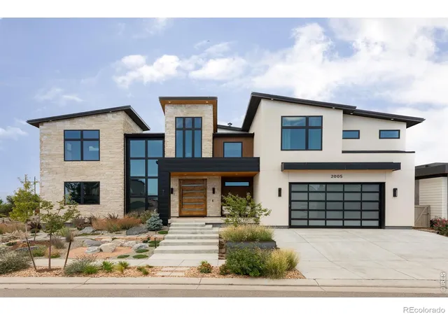 Single family home for sale at 2005 Lakespur Ln, Louisville, CO 80027 | MLS# IR1070546