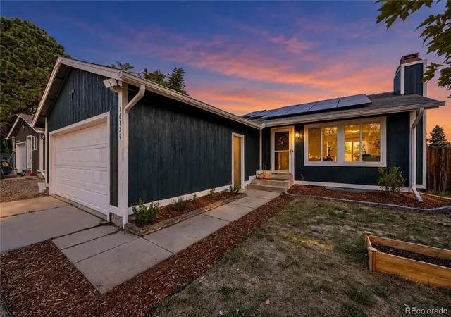 Photo 1 of Sale Pending at 16129 E Oxford Dr, Aurora, CO 80013 | MLS# 4081090 | Listing updated on 2026-10-19